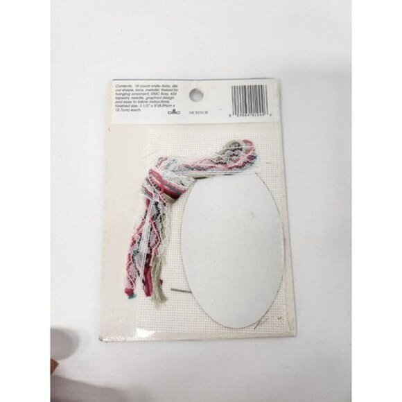 VTG Designs For The Needle Cat & Bow Lace Ornament Christmas Cross Stitch Kit - Picture 4 of 5